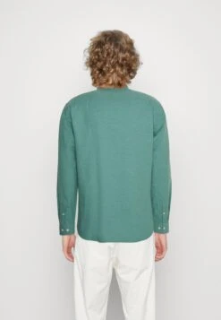 Minimum Anholt - Shirt - Oil Blue -Best Clothing Store 0e8bd6f4c6da4ecb8b39151bc85369a6