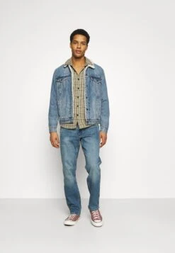 Best Clothing Store -Best Clothing Store 145ab48ebce34b90af0ed533a50a8c82