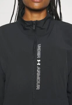 Under Armour Oversized Jacket - Windbreaker - Black/White -Best Clothing Store 163e5d7c57314f2b9ae7300e8a854f7f