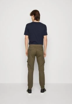 Indicode Jeans Javier - Cargo Trousers - Army -Best Clothing Store 34ae650abeb44a6297d1ff44eb08f828