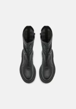 Pavement Halsey - Classic Ankle Boots - Black -Best Clothing Store 3f77a3da76244eb28ce74cee916ffdf4