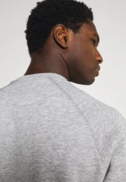 Pier One 3 Pack - Sweatshirt - Bordeaux/Black/Grey -Best Clothing Store 3f826ffba33f448aa8aacde667ba354b