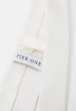 Pier One Set - Pocket Square - White -Best Clothing Store 42cb520aca934f35a8d84b5e9545053f