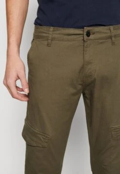 Indicode Jeans Javier - Cargo Trousers - Army -Best Clothing Store 6889b82e15ad44f1ae49e48d32e6475e