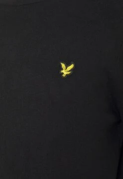 Lyle & Scott Crew Neck Jumper - Jumper - Jet Black -Best Clothing Store 70e1fc8ee56f4e2d9547777e08c06f69