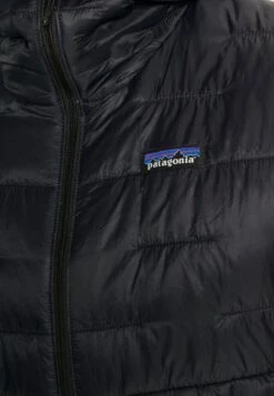 Patagonia Micro Puff Hoody - Winter Jacket - Black -Best Clothing Store 72340139ac1a4f238554653448006aeb