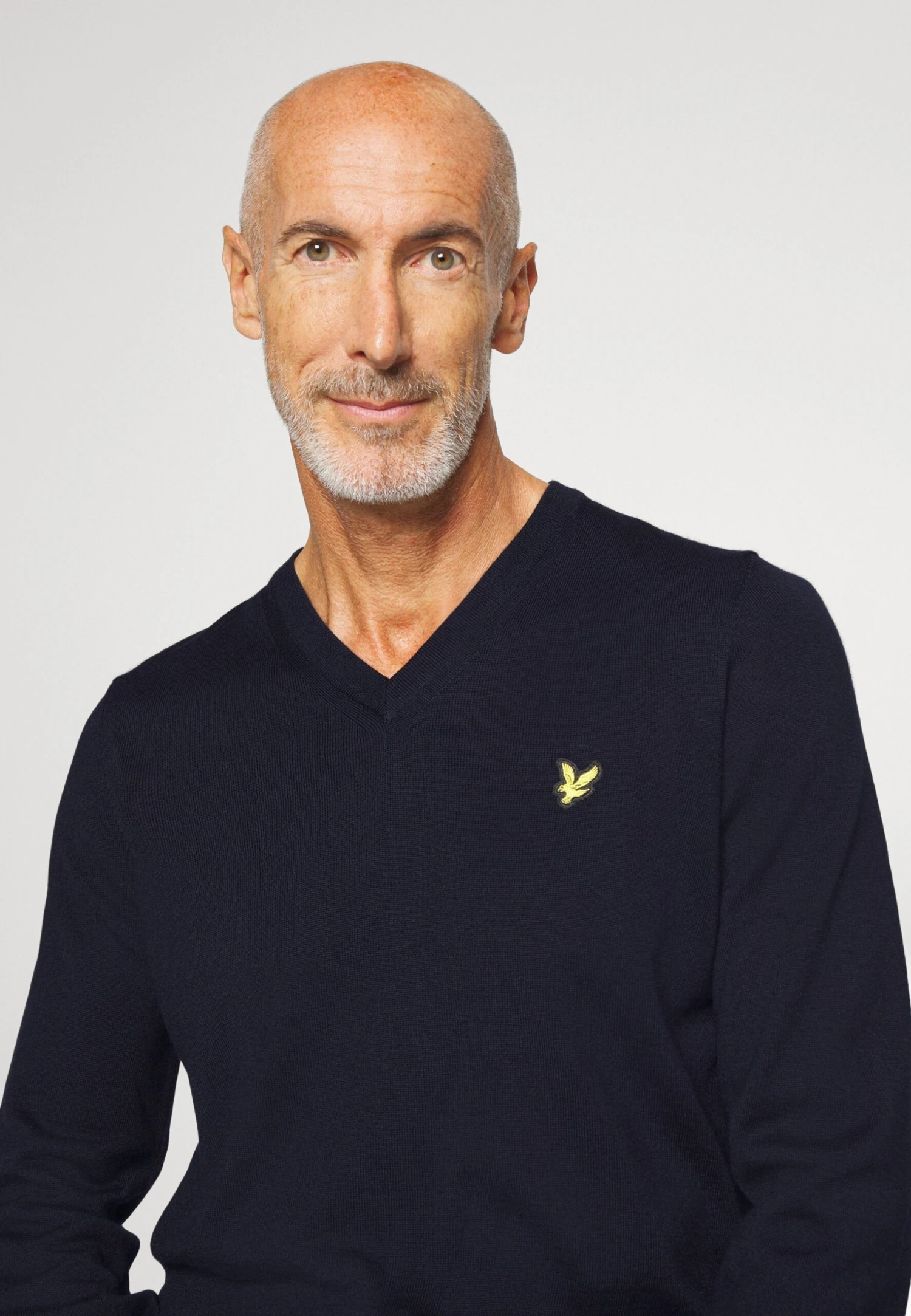 Lyle & Scott Golf V Neck - Jumper - Dark Navy 4 Lyle & Scott Golf V Neck - Jumper - Dark Navy - Image 4