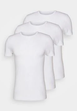 Pier One 3 Pack Muscle Fit- Basic T-Shirt - White -Best Clothing Store 74e6dafee9a04fa989c9d0d0b4d2897f