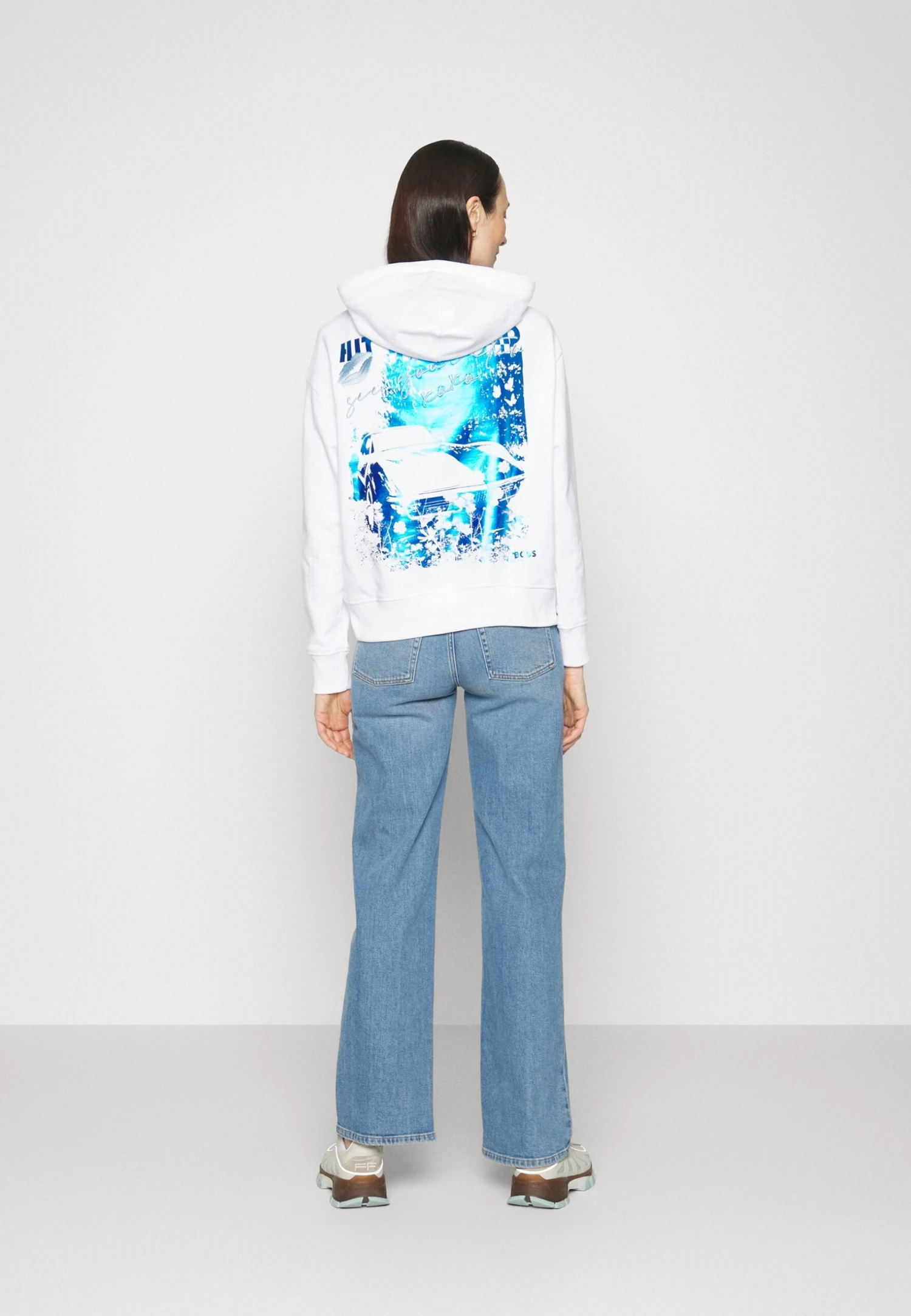 Boss Ecaisy- Sweatshirt - White 3 Boss Ecaisy- Sweatshirt - White - Image 3