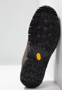 Lowa Renegade Gtx- Hiking Shoes - Espresso/Beige -Best Clothing Store 880649e7e2d343c9b204cc06b2b1c1e0