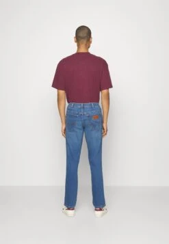 Wrangler Texas- Slim Fit Jeans - Pisces -Best Clothing Store 953a10bf081849919c747c1880a66489