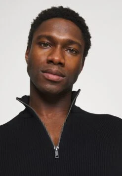 Pier One Jumper - Black -Best Clothing Store a829a4b534f144ca8268c46096a87b1f