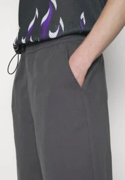 YOURTURN Genderless Parachute - Shorts - Dark Grey -Best Clothing Store ab229e6e99c74a9d898bb39c8fce313e