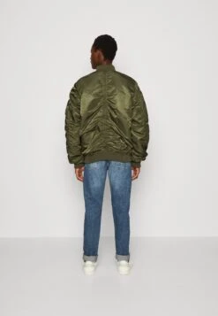 Alpha Industries Ma-1 Puckered - Bomber Jacket - Dark Olive -Best Clothing Store ac22b98930c54174a376ccd13f335f4d
