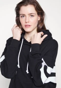 Hoodie - Black/White -Best Clothing Store ad0cd3c489a9499eb85803f22d1c9fff