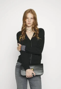 MOTHER The Tomcat Ankle - Straight Leg Jeans - X Marks The Spot -Best Clothing Store af14db1853e245f18de01a6738b684fc