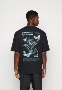 YOURTURN Chest Tee Unisex - Print T-Shirt - 802 - Black -Best Clothing Store b2af27d4ebd04411a960eb8d69437ecf