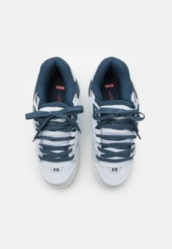 Globe Sabre - Skate Shoes - White/Blue -Best Clothing Store c2583e6fe7194a46a2e869ce9acfc533