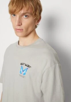 YOURTURN Get Lost Tee Unisex - Print T-Shirt - Grey -Best Clothing Store cc93eeecdcab4e609a0e74345f7665ba