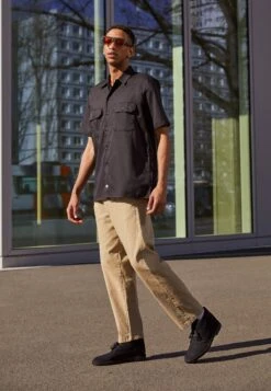 Clarks Originals Desert Boot - Casual Lace-Ups - Black -Best Clothing Store d0fb04c095de4b19b1499b080e524801