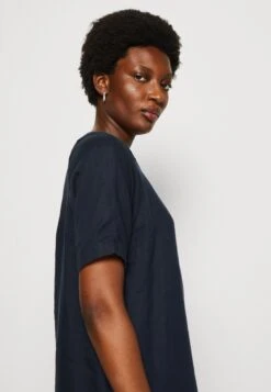 Marc O'Polo Dress Sportiv Style Slightly Egg Shaped Raglan Sleeve - Day Dress - Deep Blue Sea -Best Clothing Store d8ff54a1b6004592aaf6fffe0ec61556