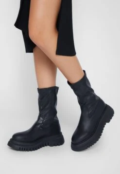 Pavement Halsey - Classic Ankle Boots - Black -Best Clothing Store da64665a3f3d4187b70aebdf93a0f386