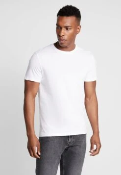 Pier One 3 Pack - Basic T-Shirt - White -Best Clothing Store e50b2210dfa14aeebbb37ff387ca1259