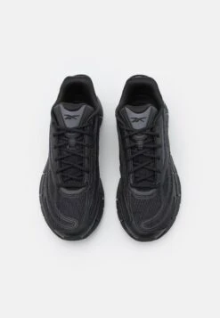 Reebok Classic Zig Kinetica 2.5 Unisex - Trainers - Core Black/Pure Grey 7/Pure Grey 8 -Best Clothing Store e83235f751cb4e759c8cf67c0f05b8b1