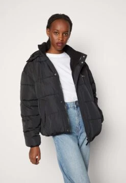 Iets Frans... Hooded Puffer Jacket - Winter Jacket -Best Clothing Store edc3a821c18f4fd4ade19d890747f1f4