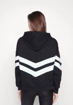 Hoodie - Black/White -Best Clothing Store fdf5d86b982b4185bcc9441f72ebe3ff