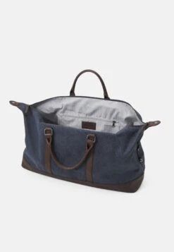 Pier One Unisex - Holdall - Dark Blue -Best Clothing Store ff4d10d9efb84aea8d81abf158f4b9f9